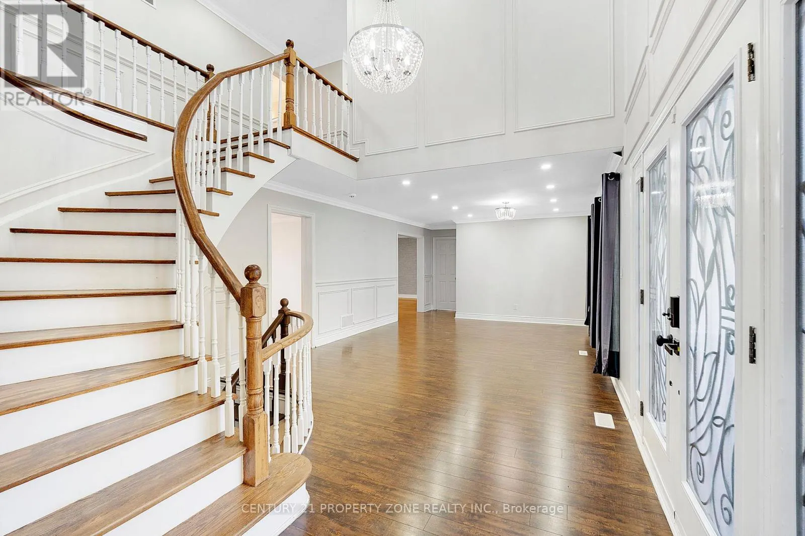 14 HUTTONVILLE DRIVE