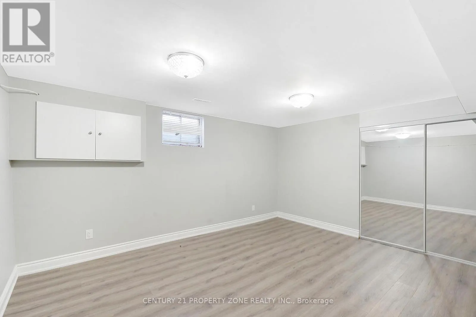 14 HUTTONVILLE DRIVE