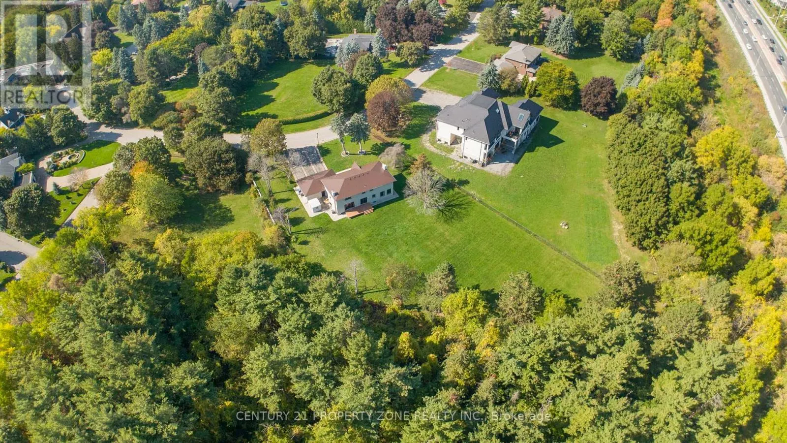 14 HUTTONVILLE DRIVE