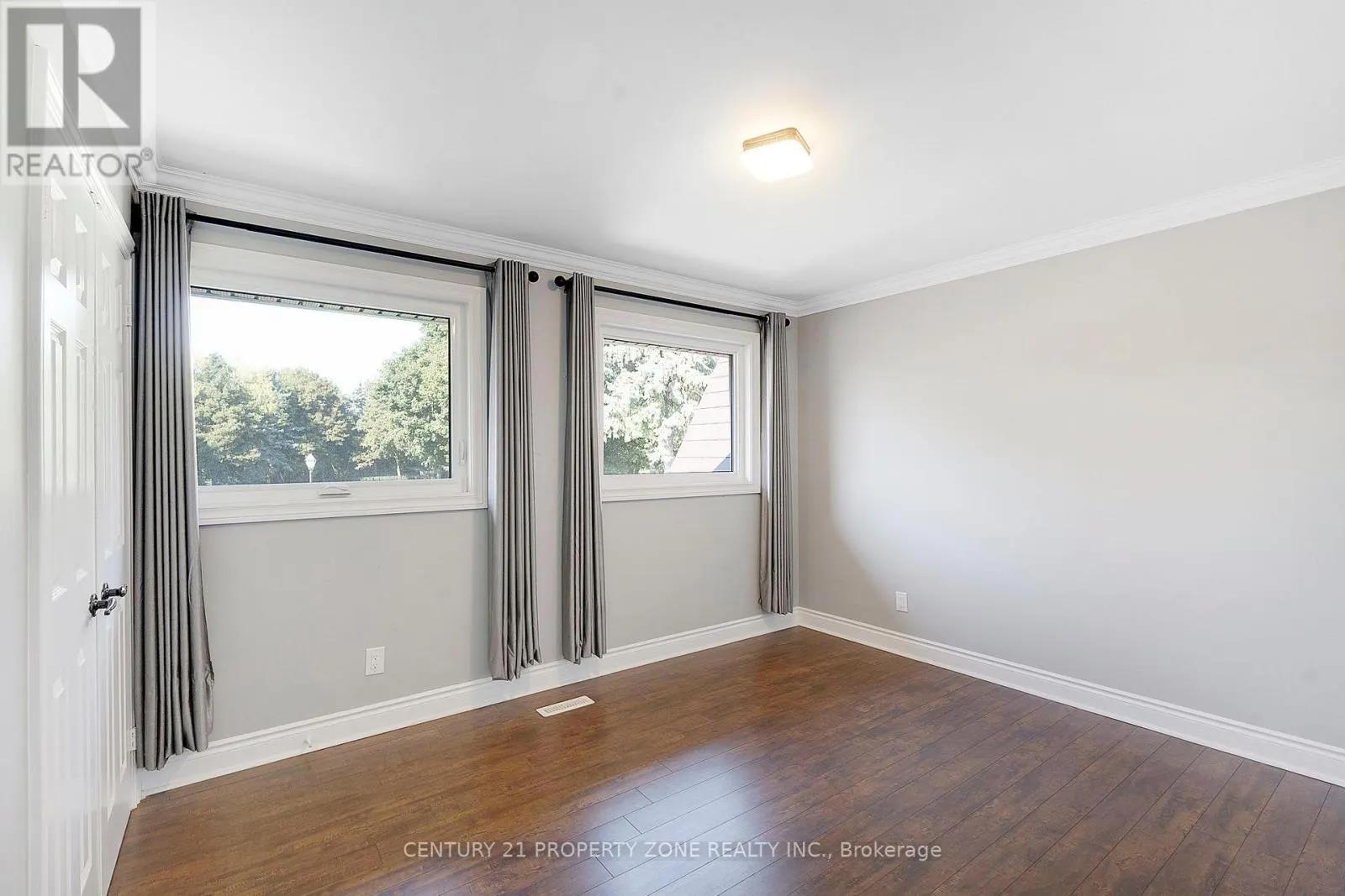 14 HUTTONVILLE DRIVE