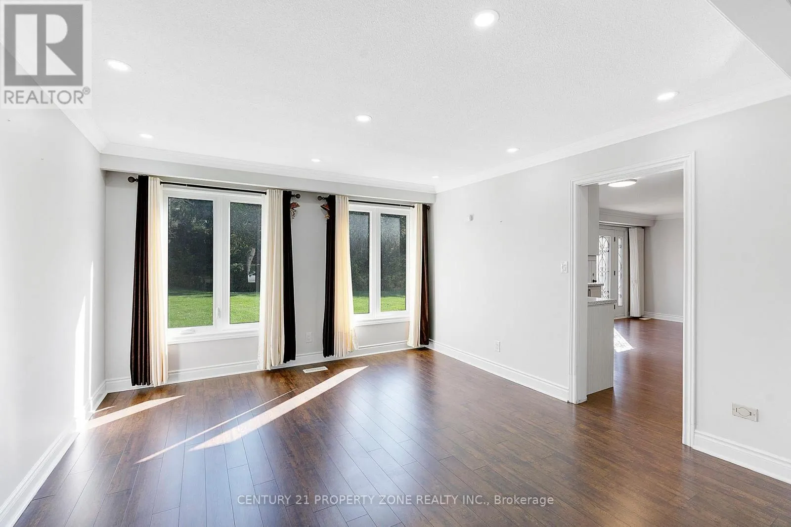 14 HUTTONVILLE DRIVE