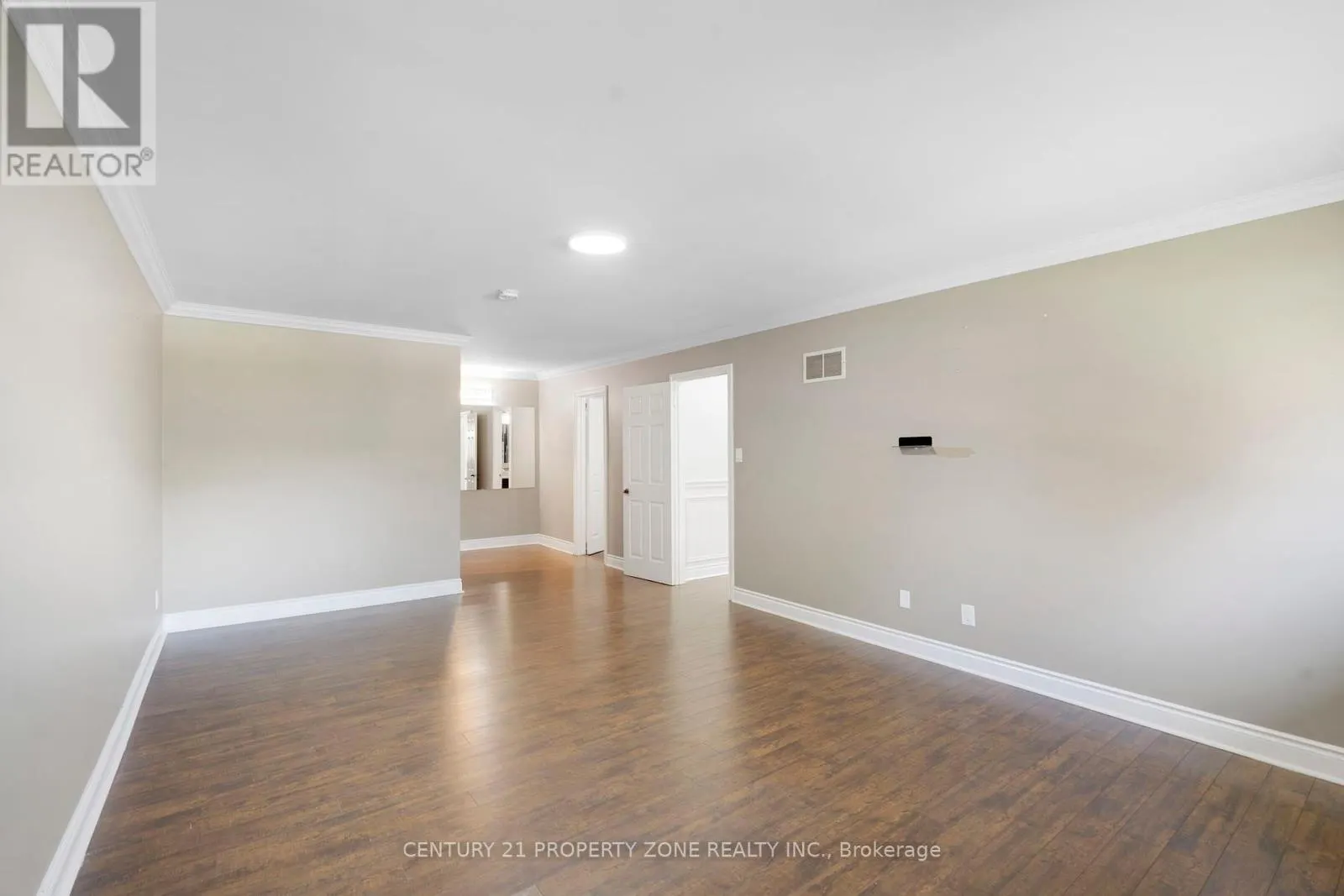 14 HUTTONVILLE DRIVE