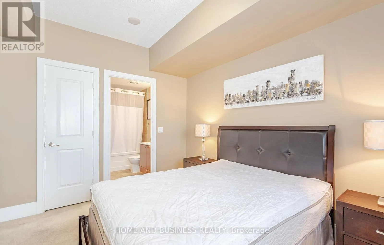 3008 - 330 BURNHAMTHORPE ROAD W