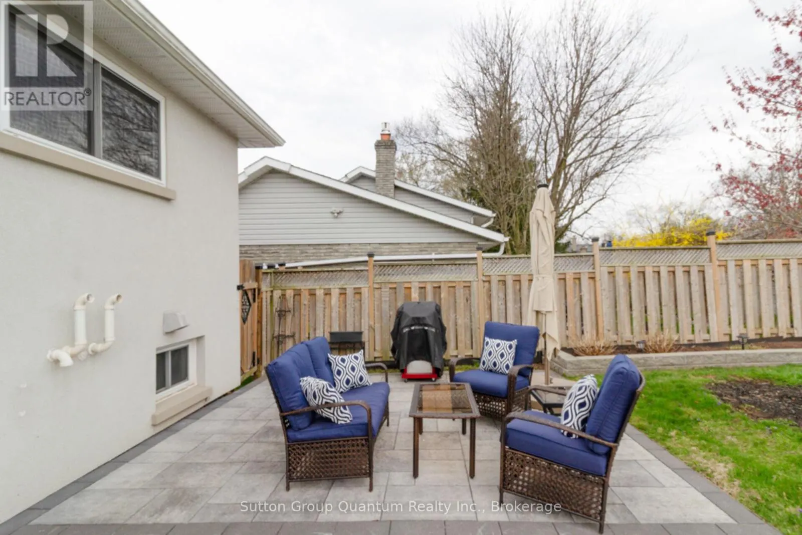 2231 URWIN CRESCENT