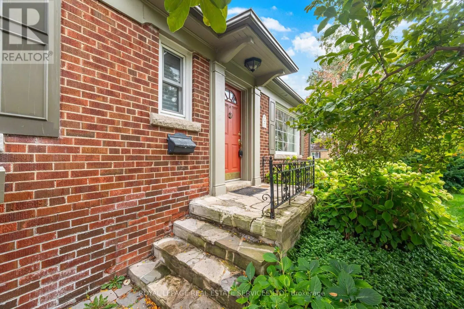 27 LOTHIAN AVENUE
