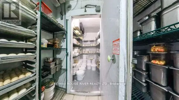 1 - 47 QUEEN STREET W