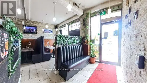 1 - 47 QUEEN STREET W