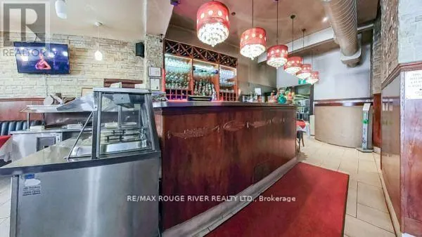 1 - 47 QUEEN STREET W