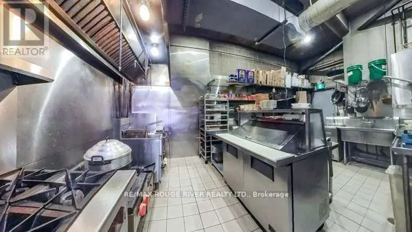 1 - 47 QUEEN STREET W