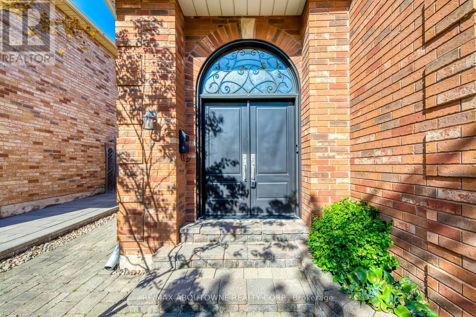 2491 LOGAN AVENUE