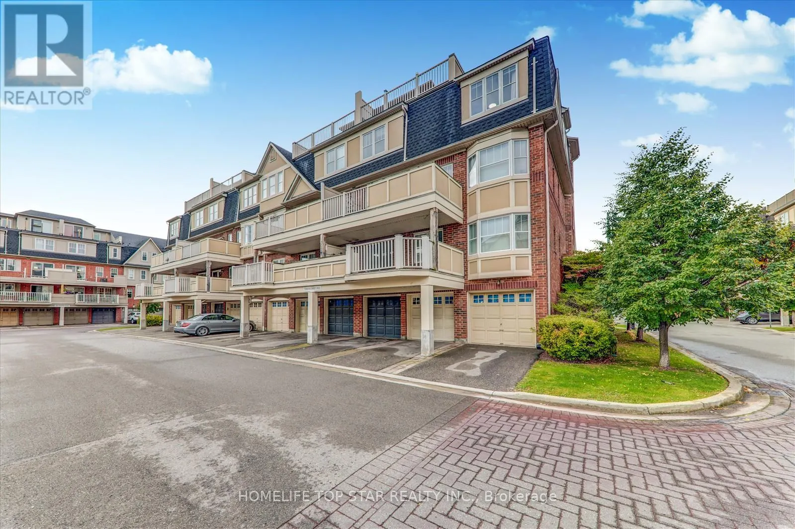 6 - 710 NEIGHBOURHOOD CIRCLE