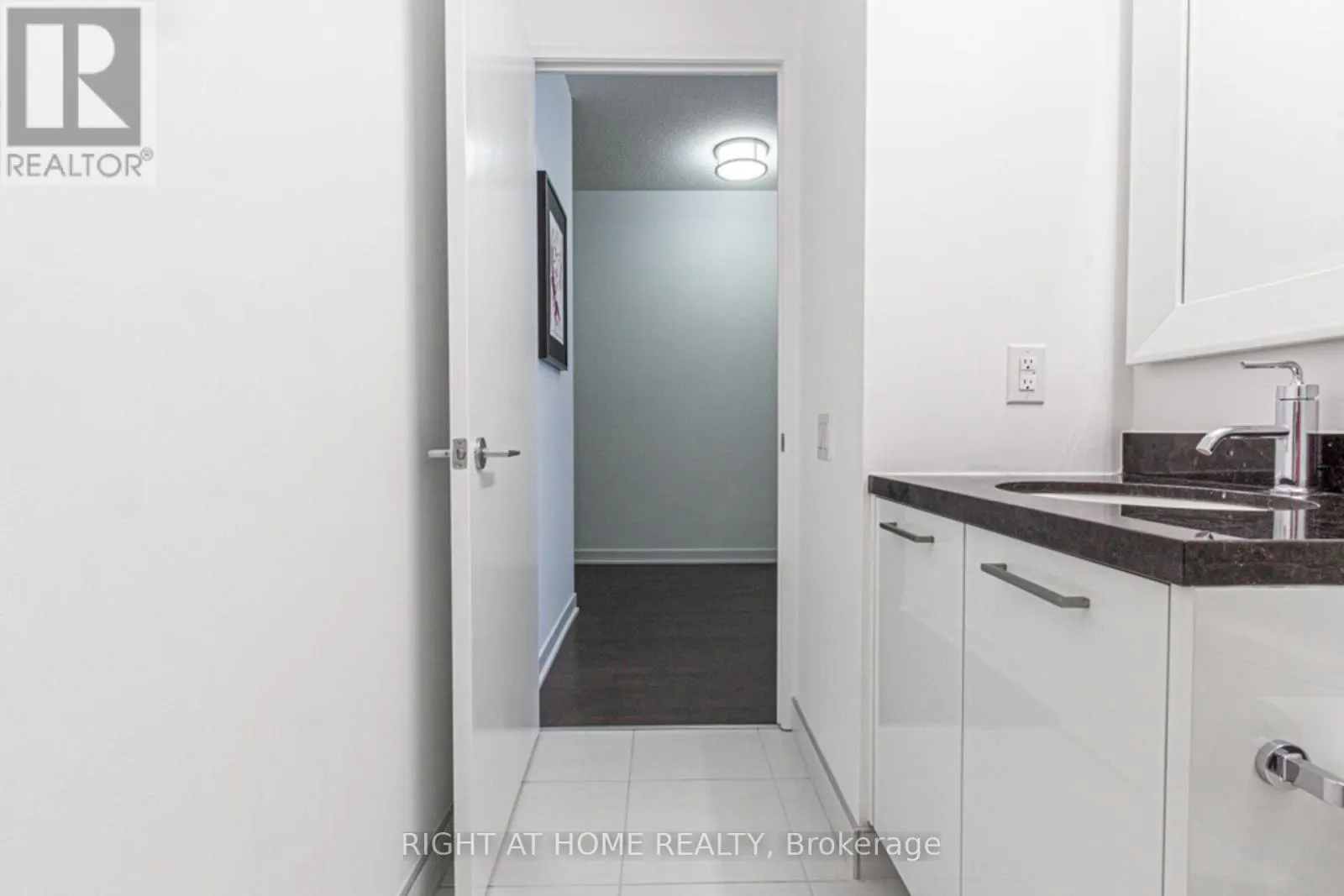 2605 - 88 PARK LAWN ROAD