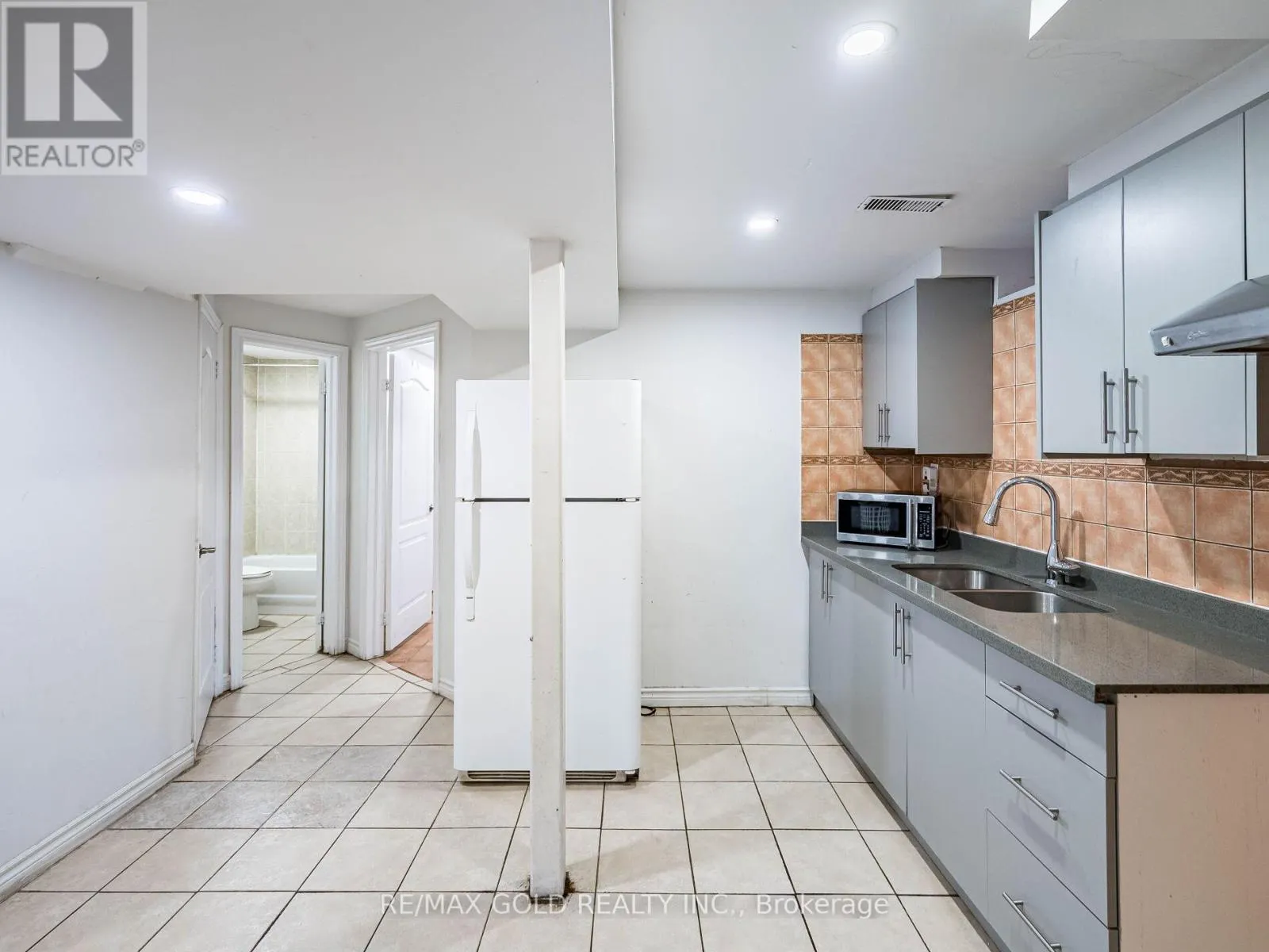 80 TIMBERLANE DRIVE