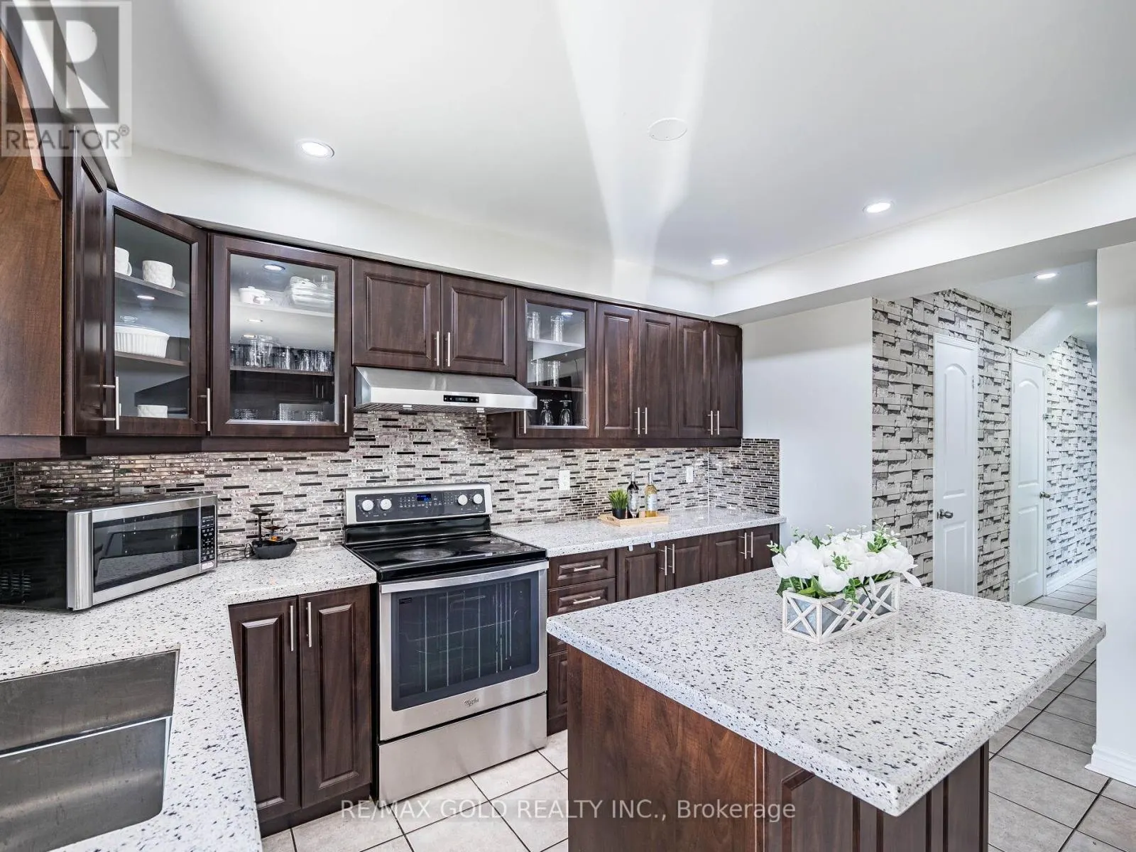 80 TIMBERLANE DRIVE