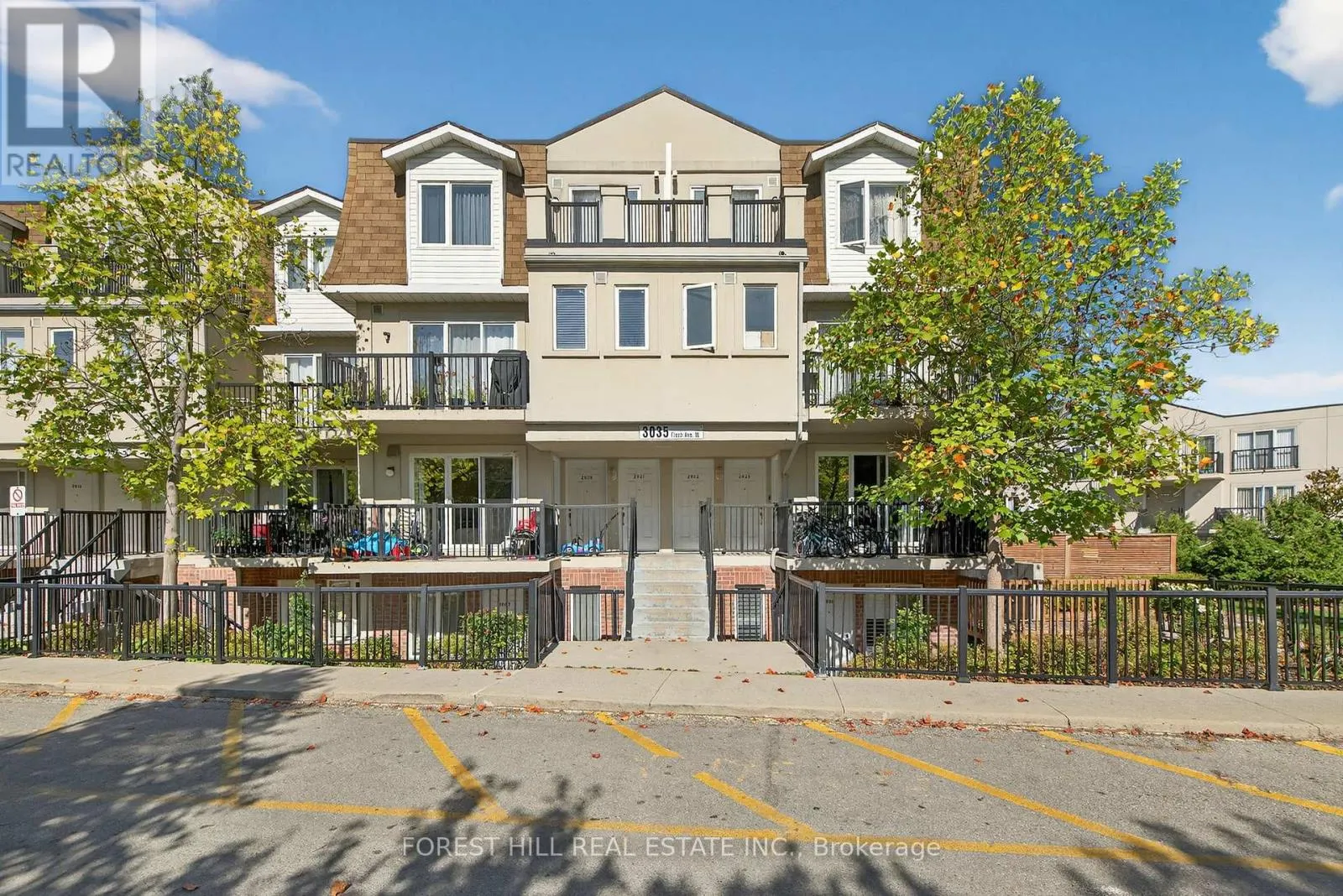 2022 - 3035 FINCH AVE AVENUE W