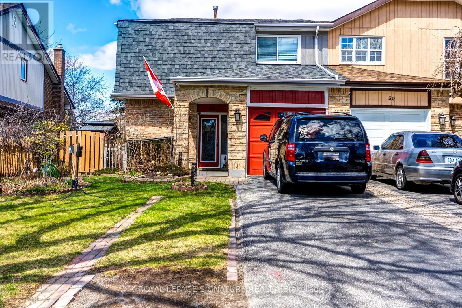 LOWER - 48 LAWNDALE CRESCENT