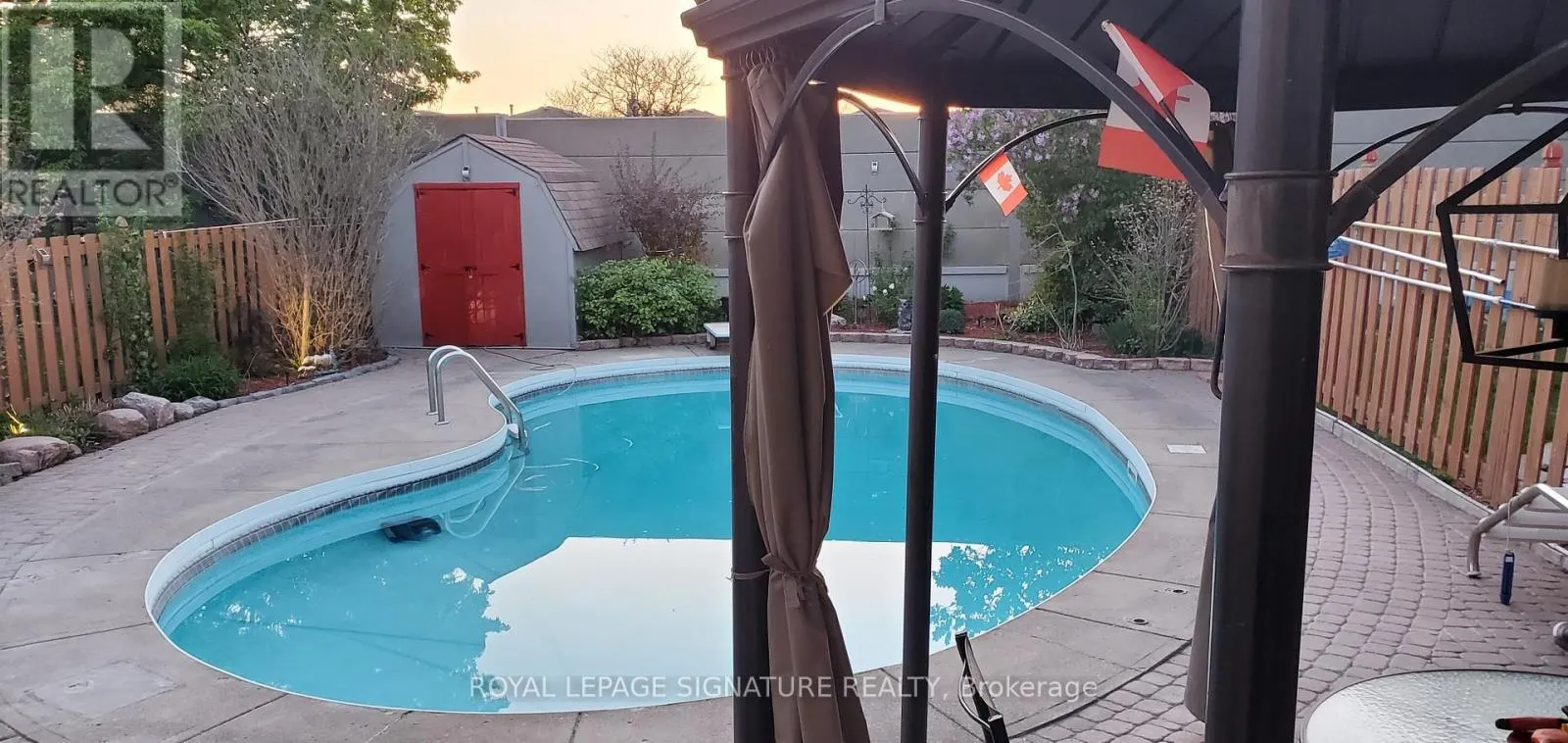 LOWER - 48 LAWNDALE CRESCENT
