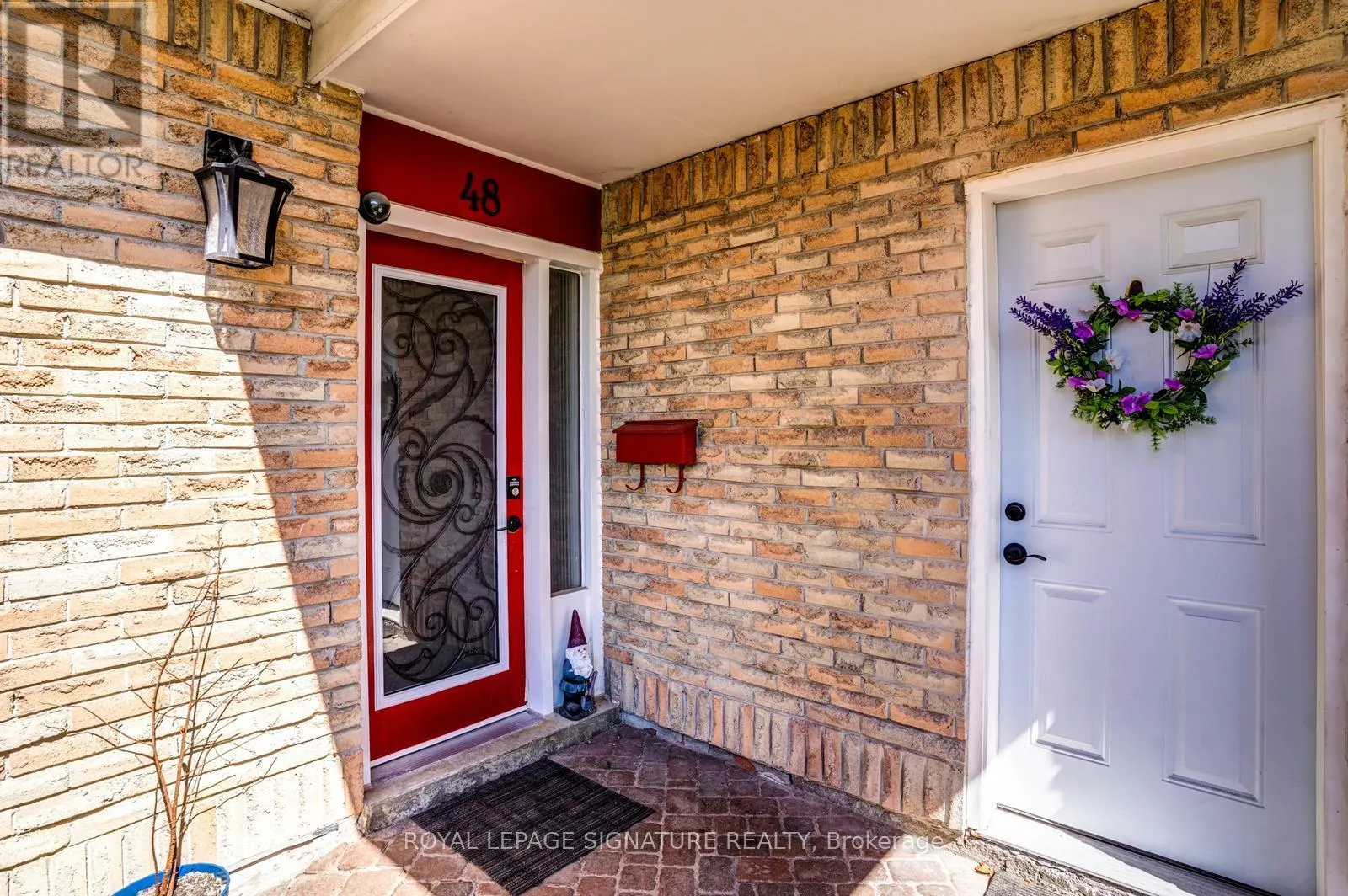 LOWER - 48 LAWNDALE CRESCENT