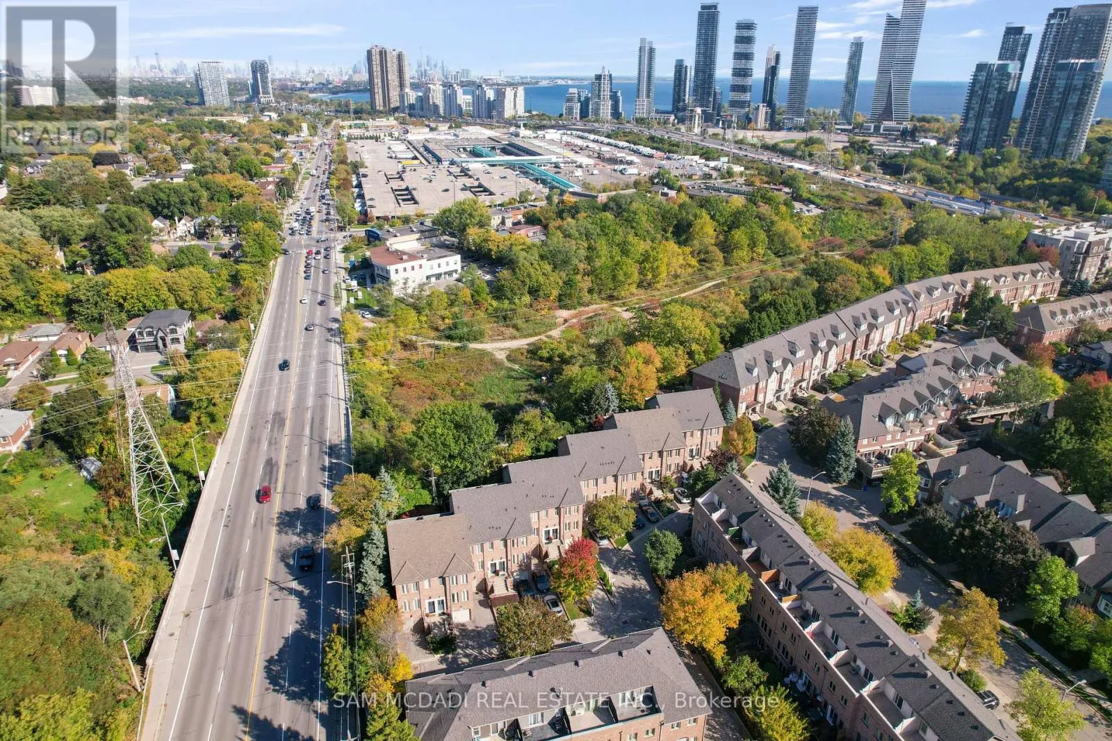 1 - 195 GRAND AVENUE