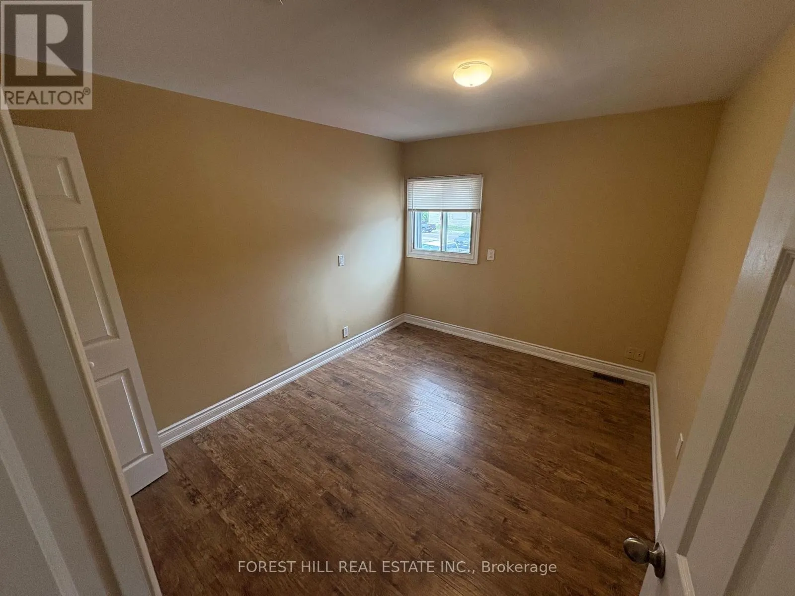 [UPPER] - 12 MILL STREET