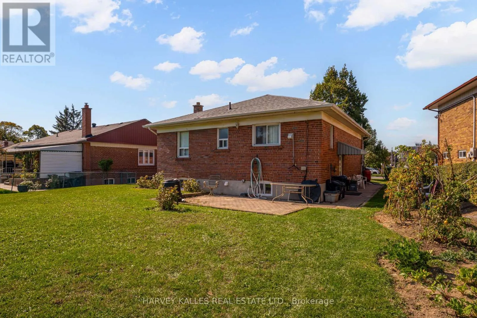 82 CORK AVENUE