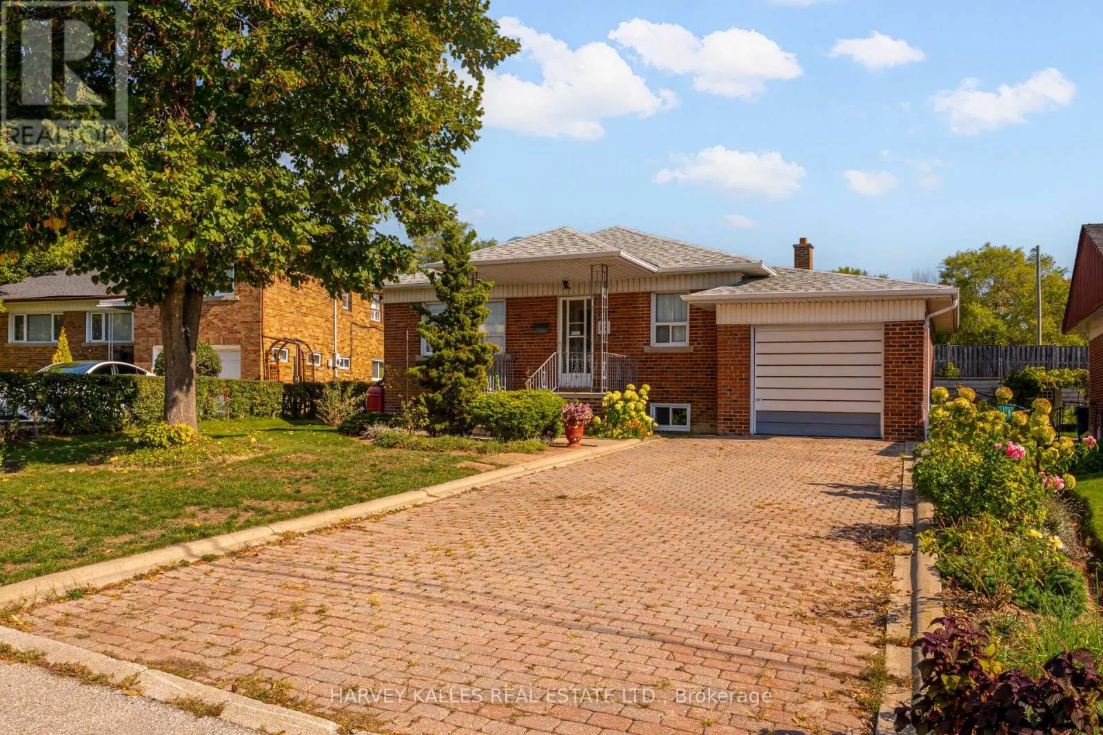 82 CORK AVENUE