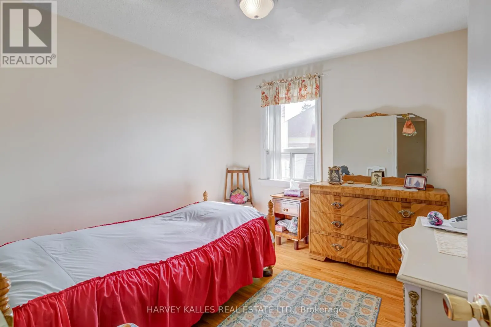 82 CORK AVENUE