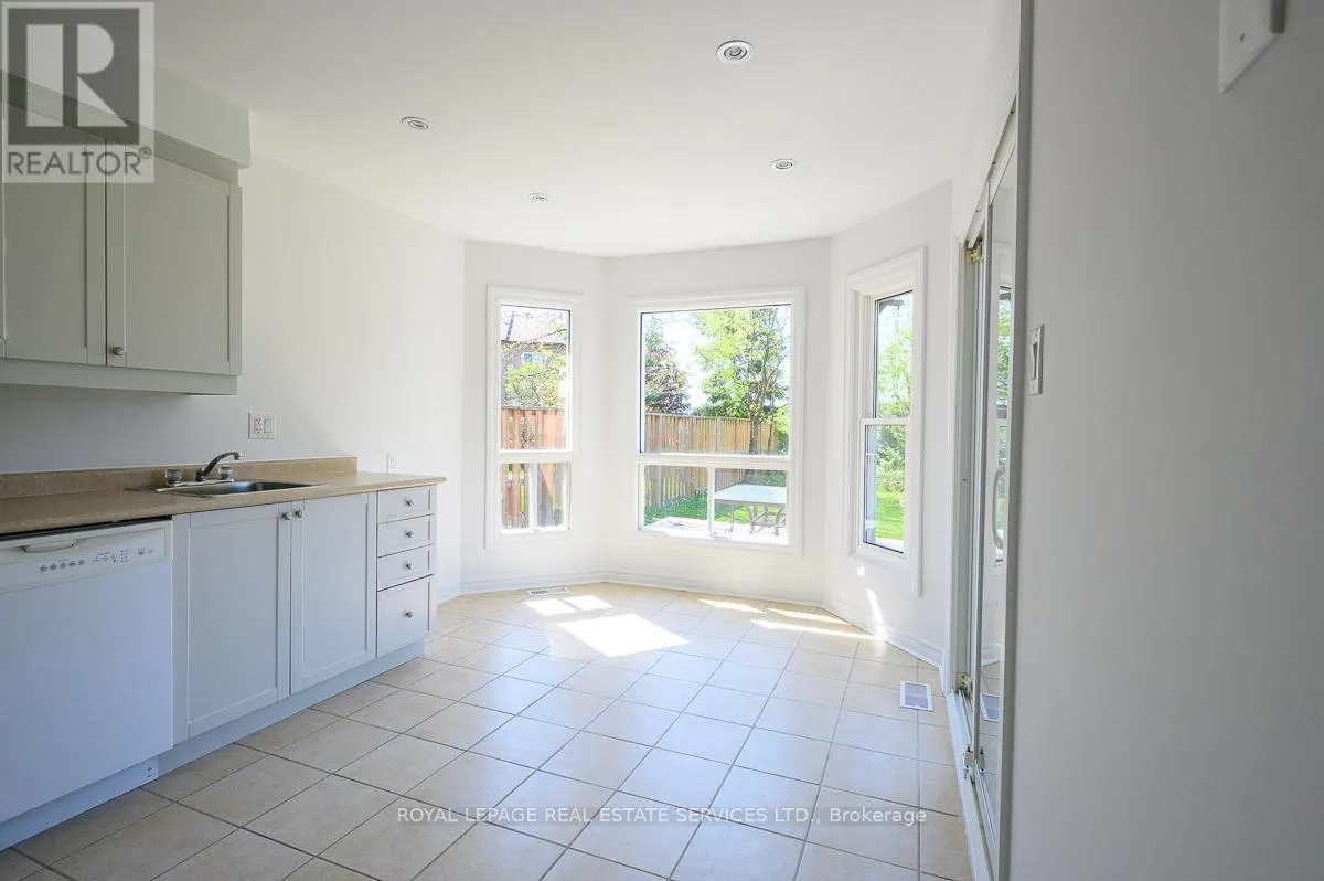 2030 GLENADA CRESCENT