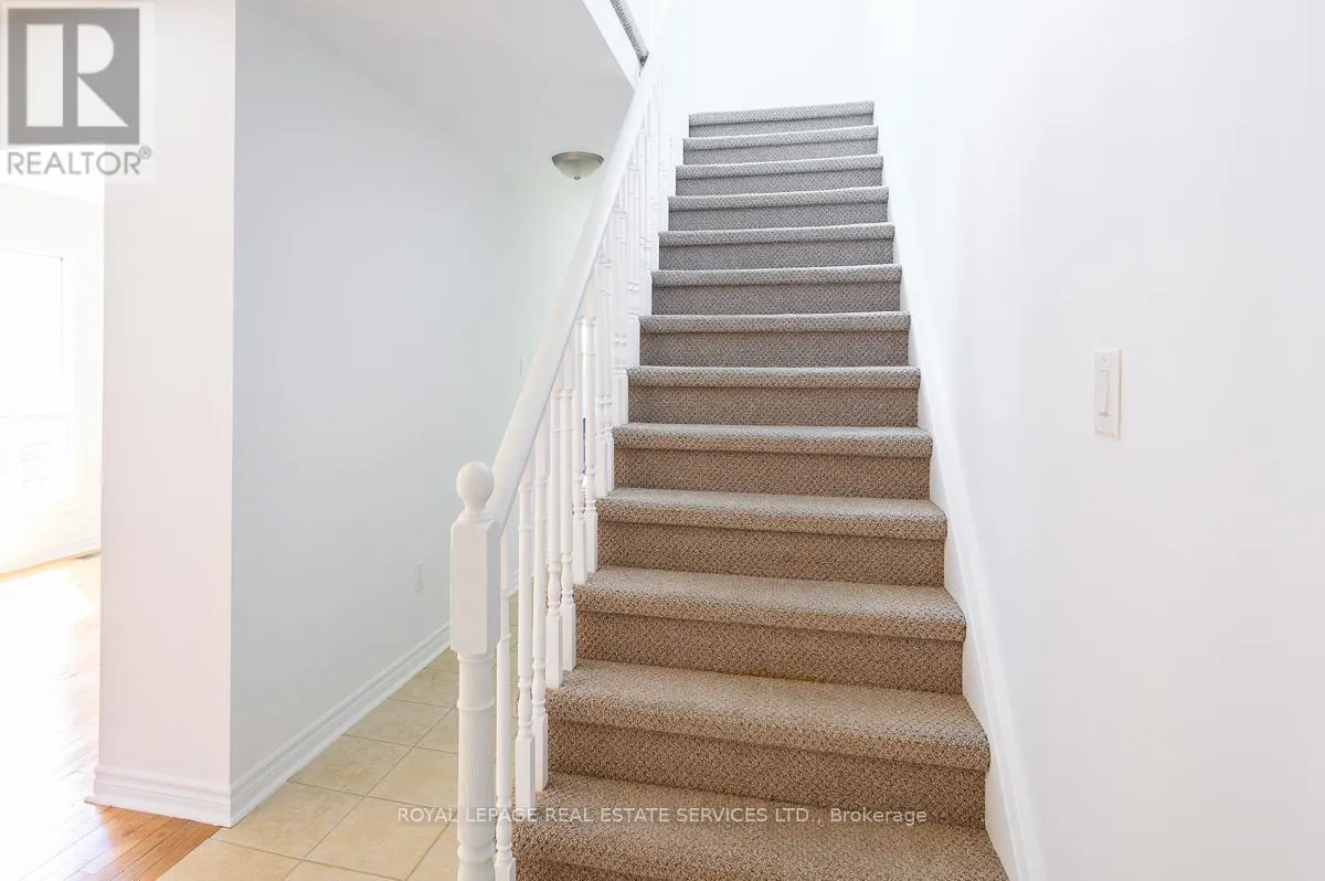 2030 GLENADA CRESCENT