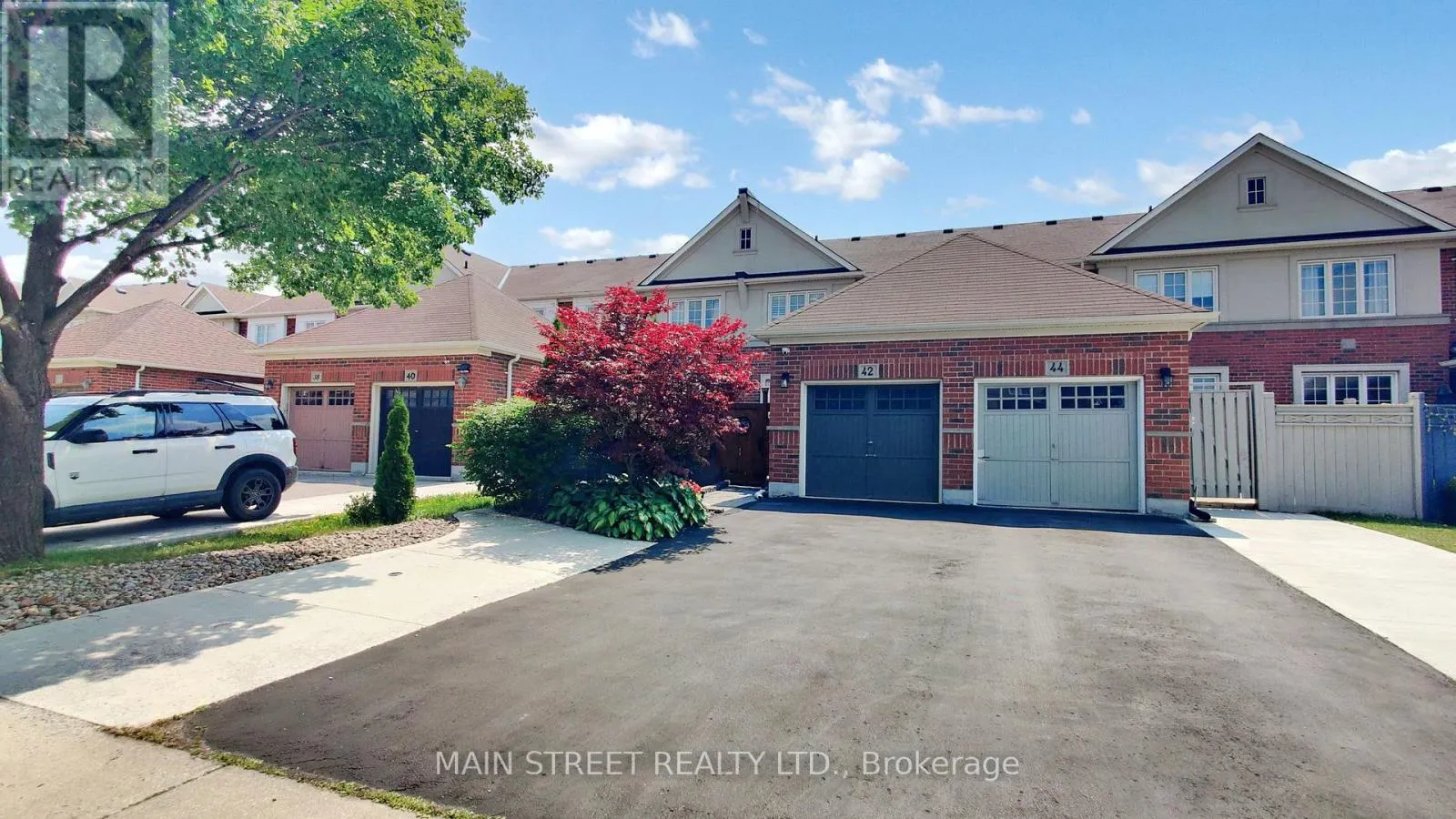 42 BELLCHASE TRAIL