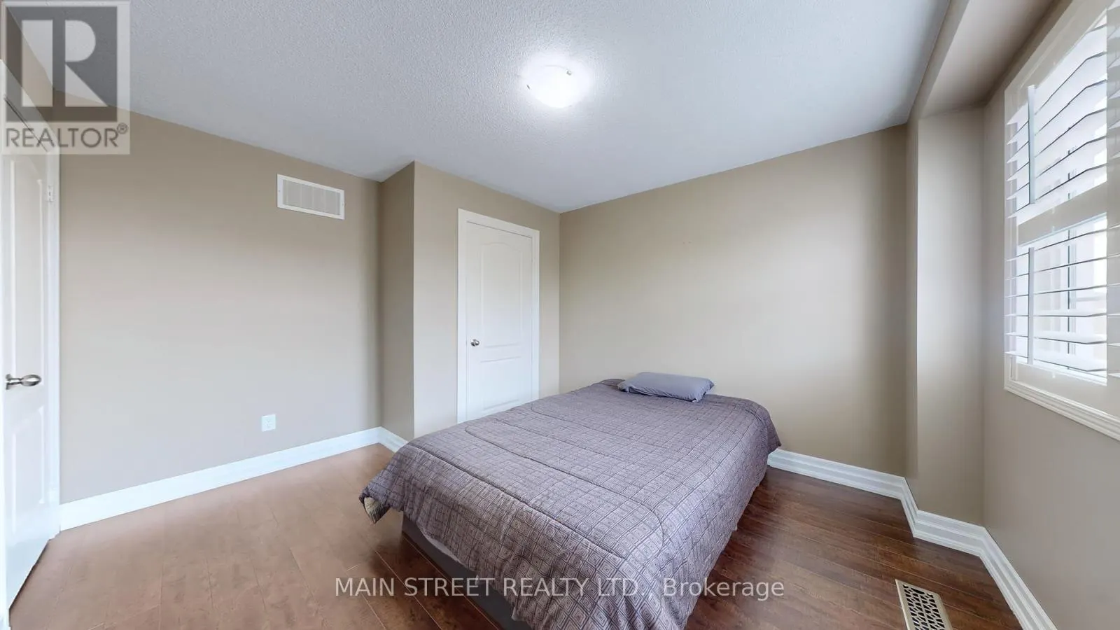 42 BELLCHASE TRAIL