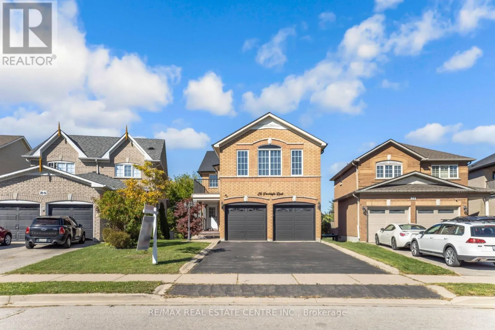26 PORCHLIGHT ROAD