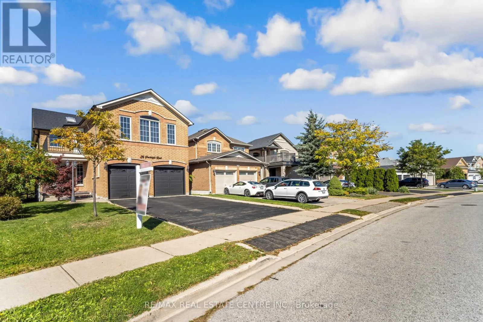 26 PORCHLIGHT ROAD
