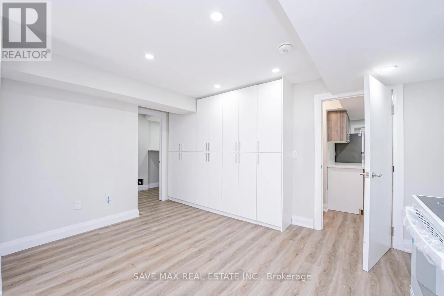 BASEMENT - 1554 CLITHEROW STREET
