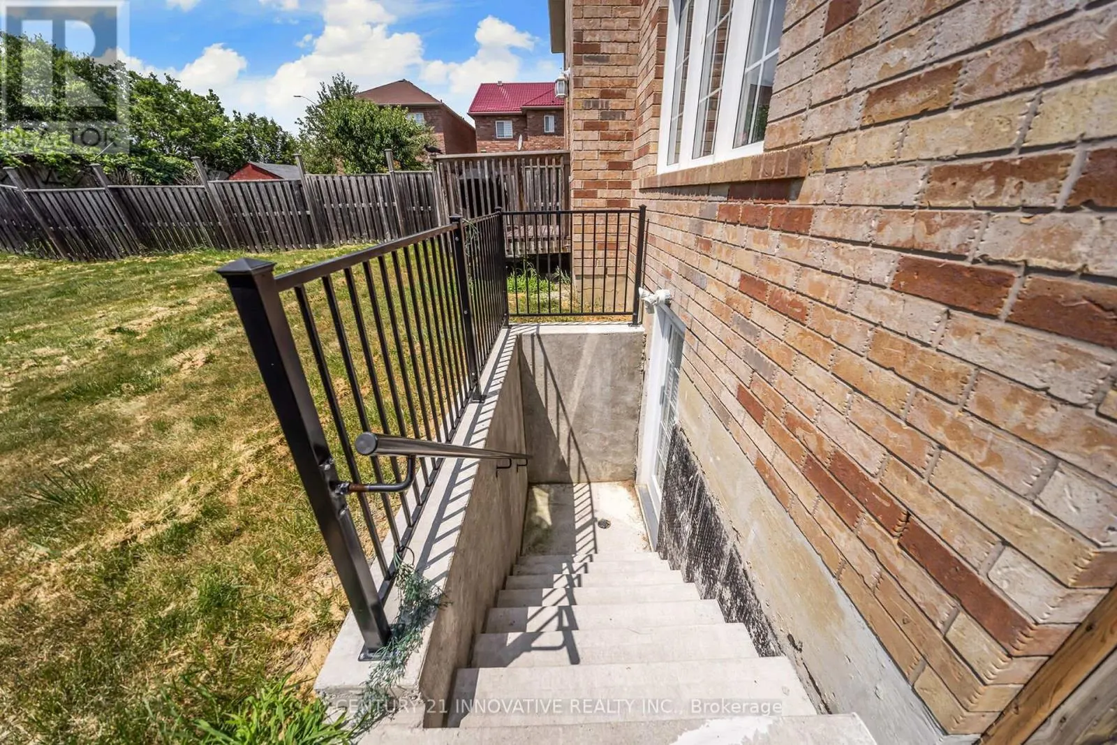 4876 POTOMAC COURT