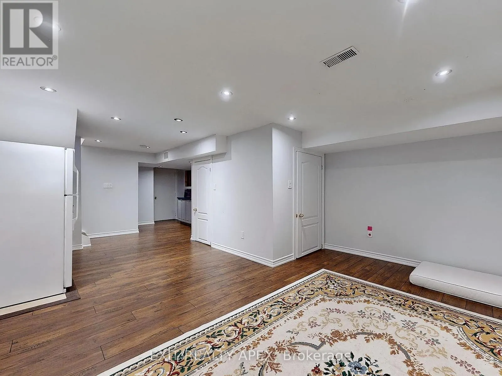 5552 CORTINA CRESCENT