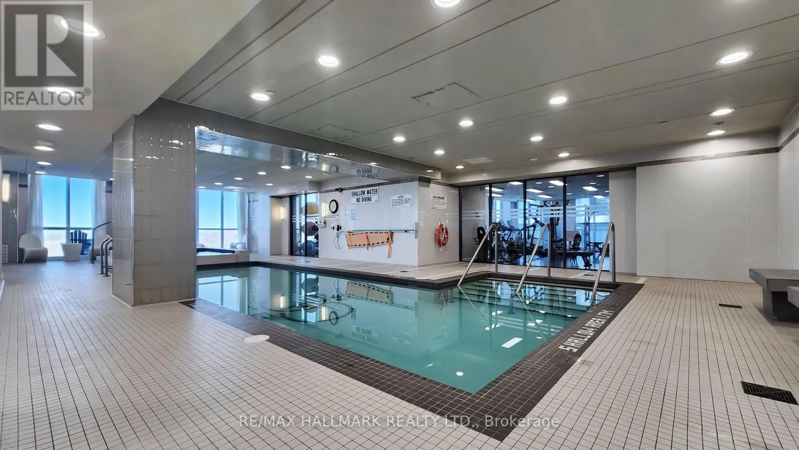 1008 - 60 ANNIE CRAIG DRIVE
