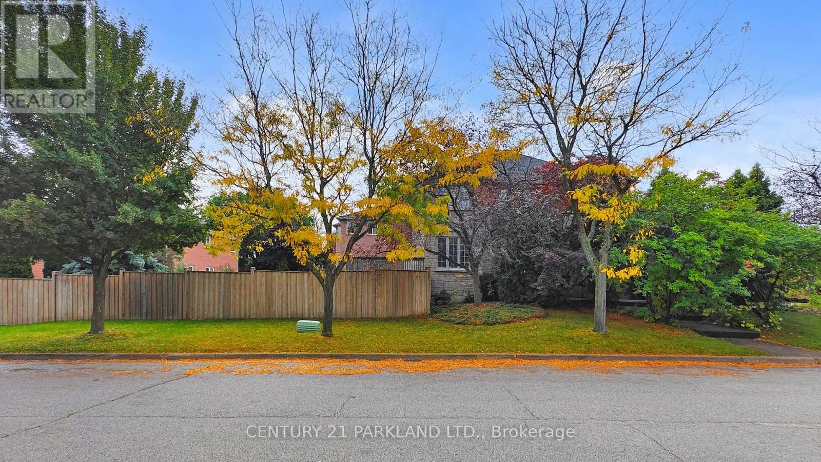 2332 MANOR HOUSE COURT