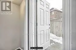UPPER - 4 TOBERMORY CRESCENT