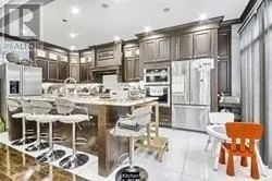 UPPER - 4 TOBERMORY CRESCENT