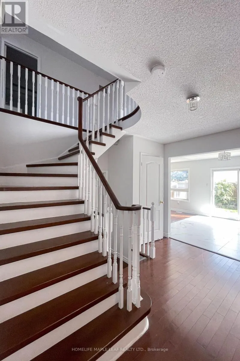 104 CROWN VICTORIA DRIVE