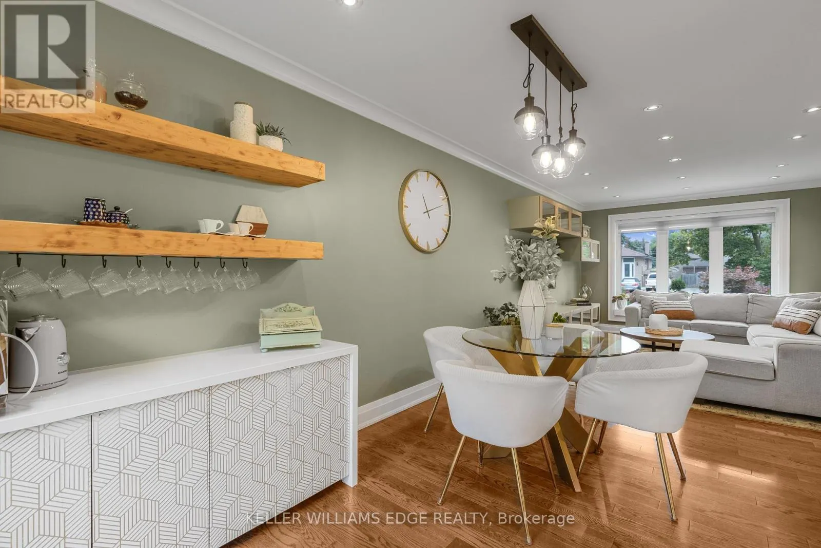 2517 CONSTABLE ROAD