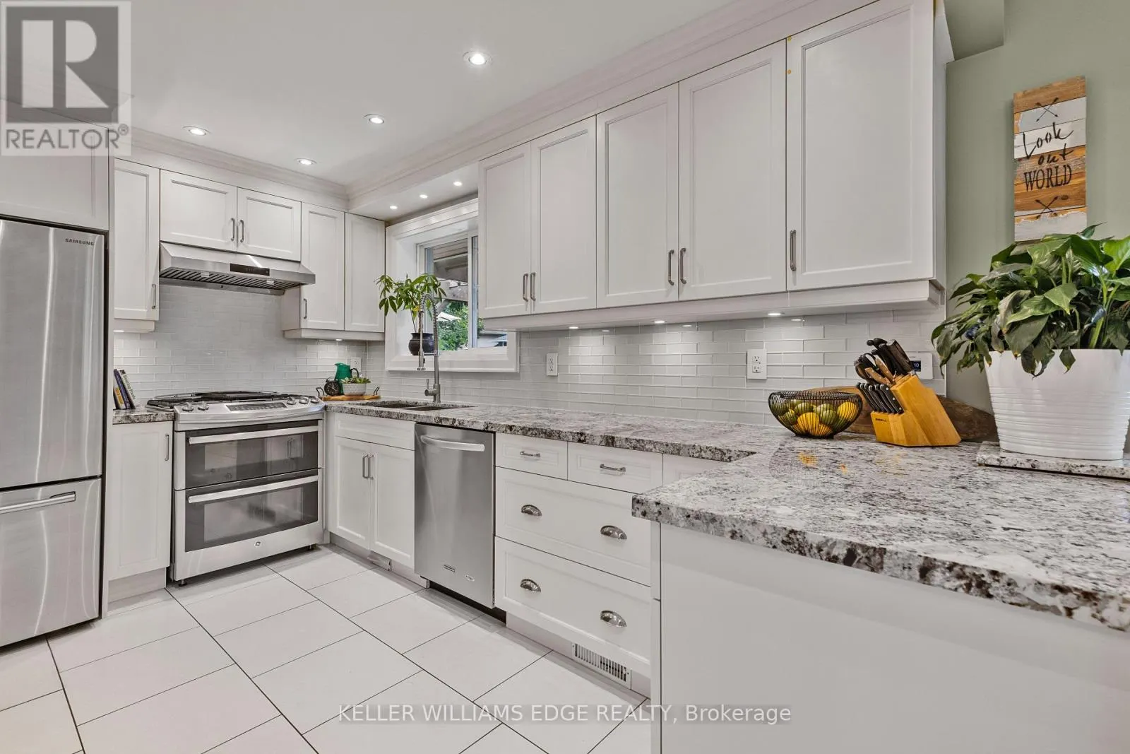2517 CONSTABLE ROAD