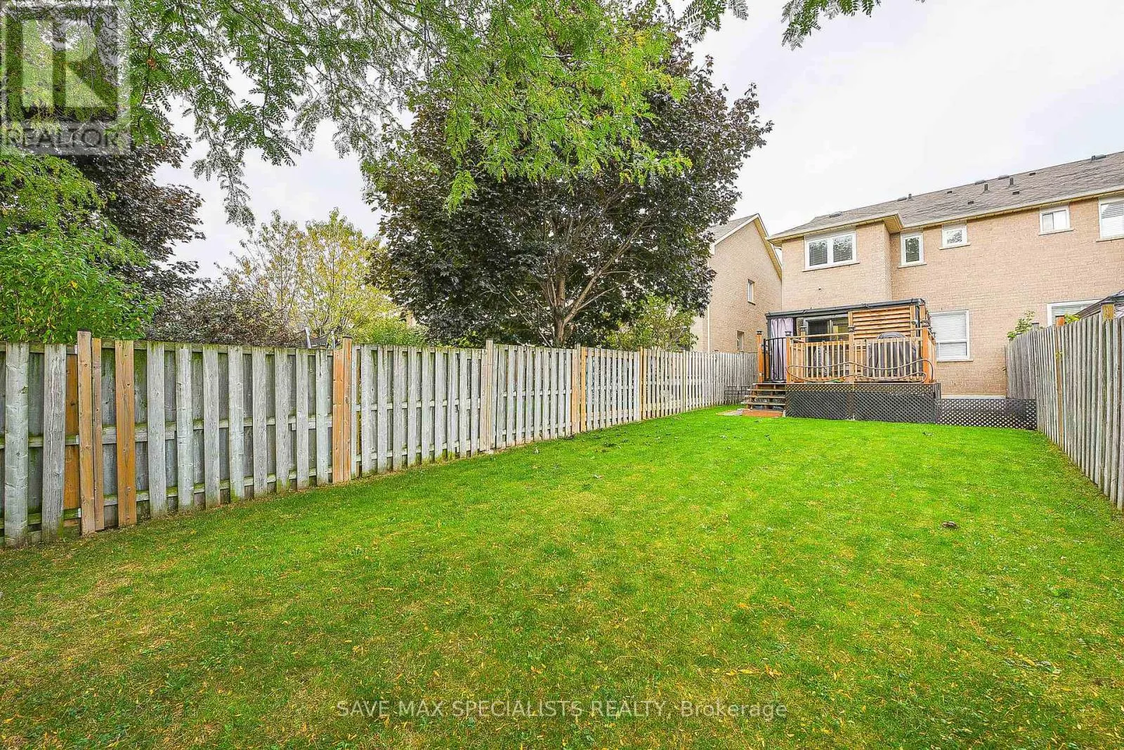 614 LUMBERTON CRESCENT