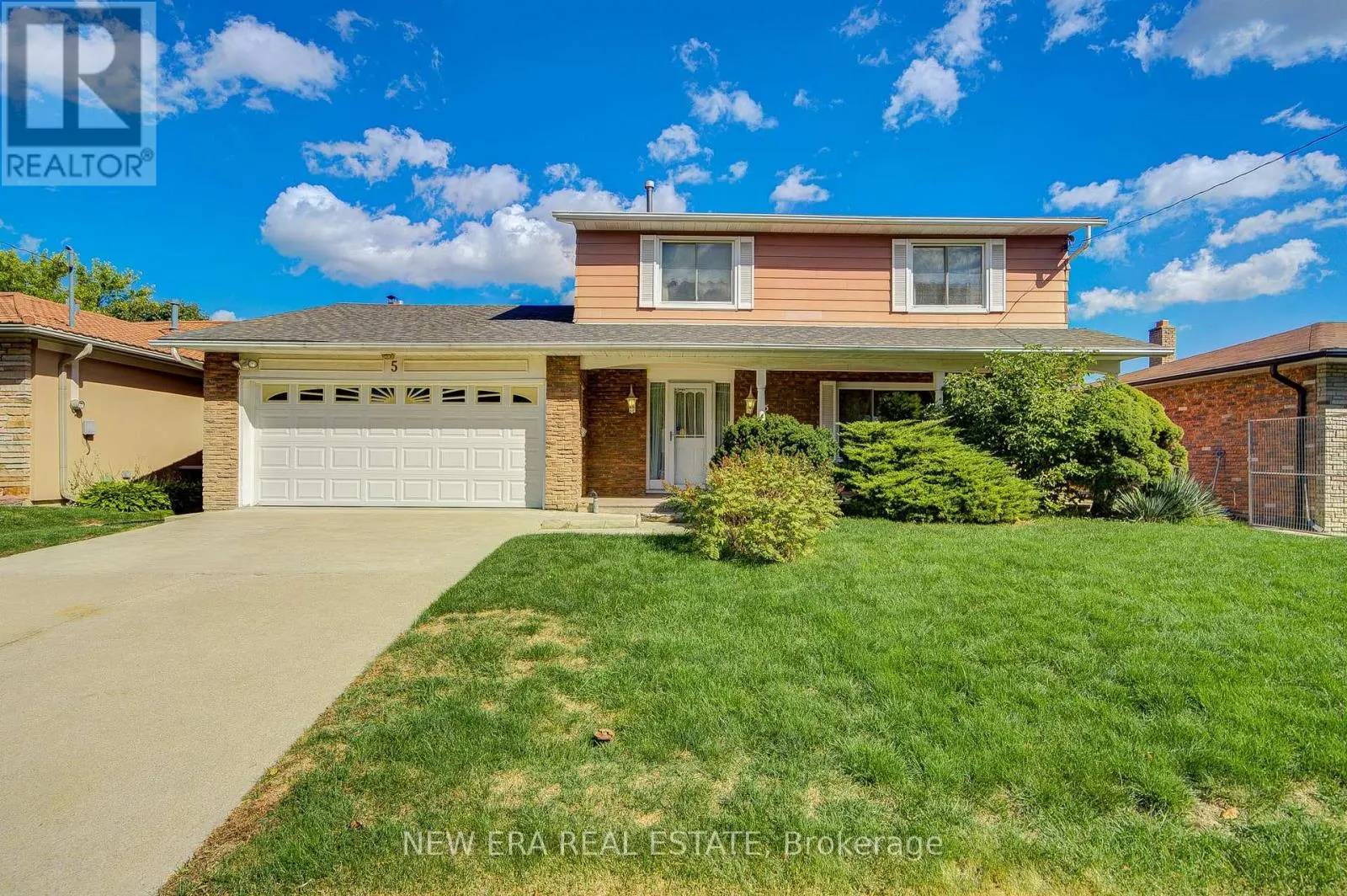 5 BURNHAMILL PLACE
