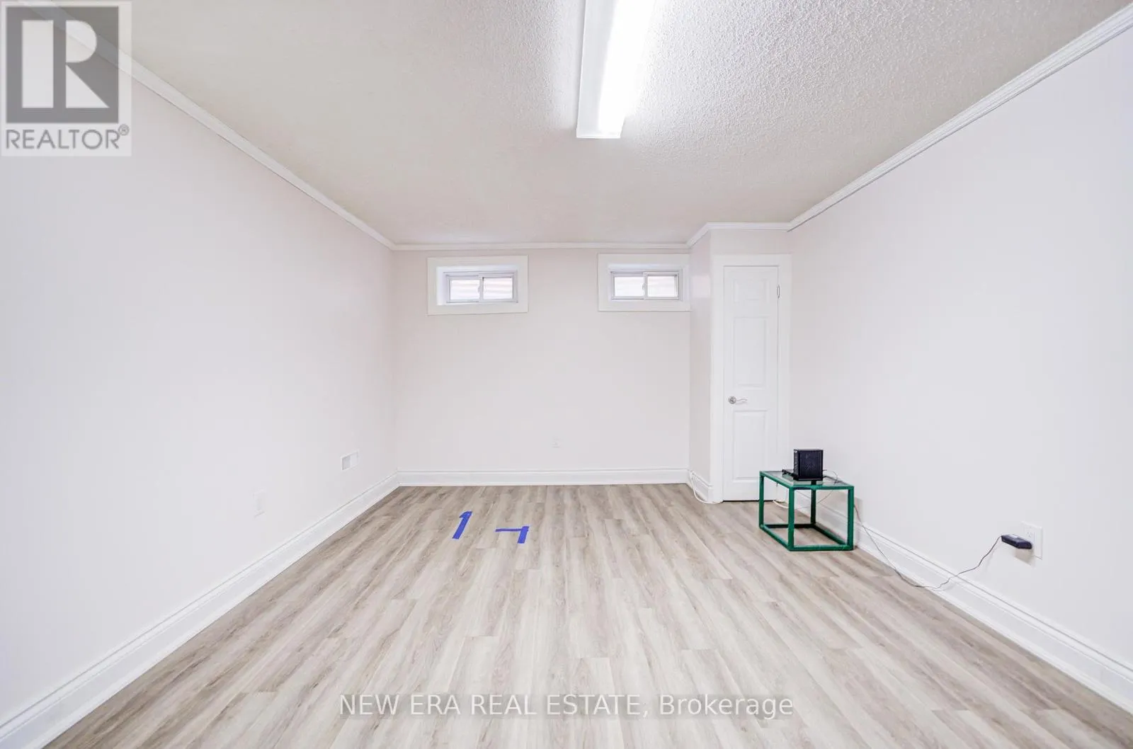 5 BURNHAMILL PLACE