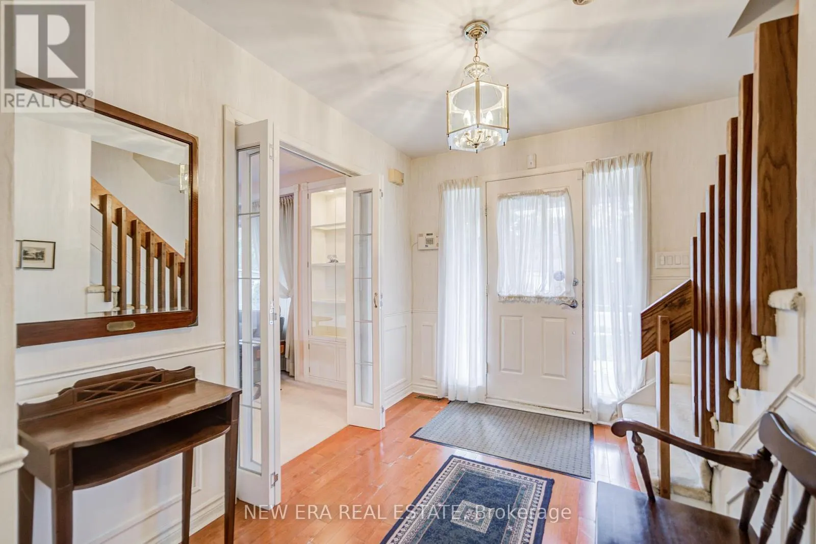5 BURNHAMILL PLACE