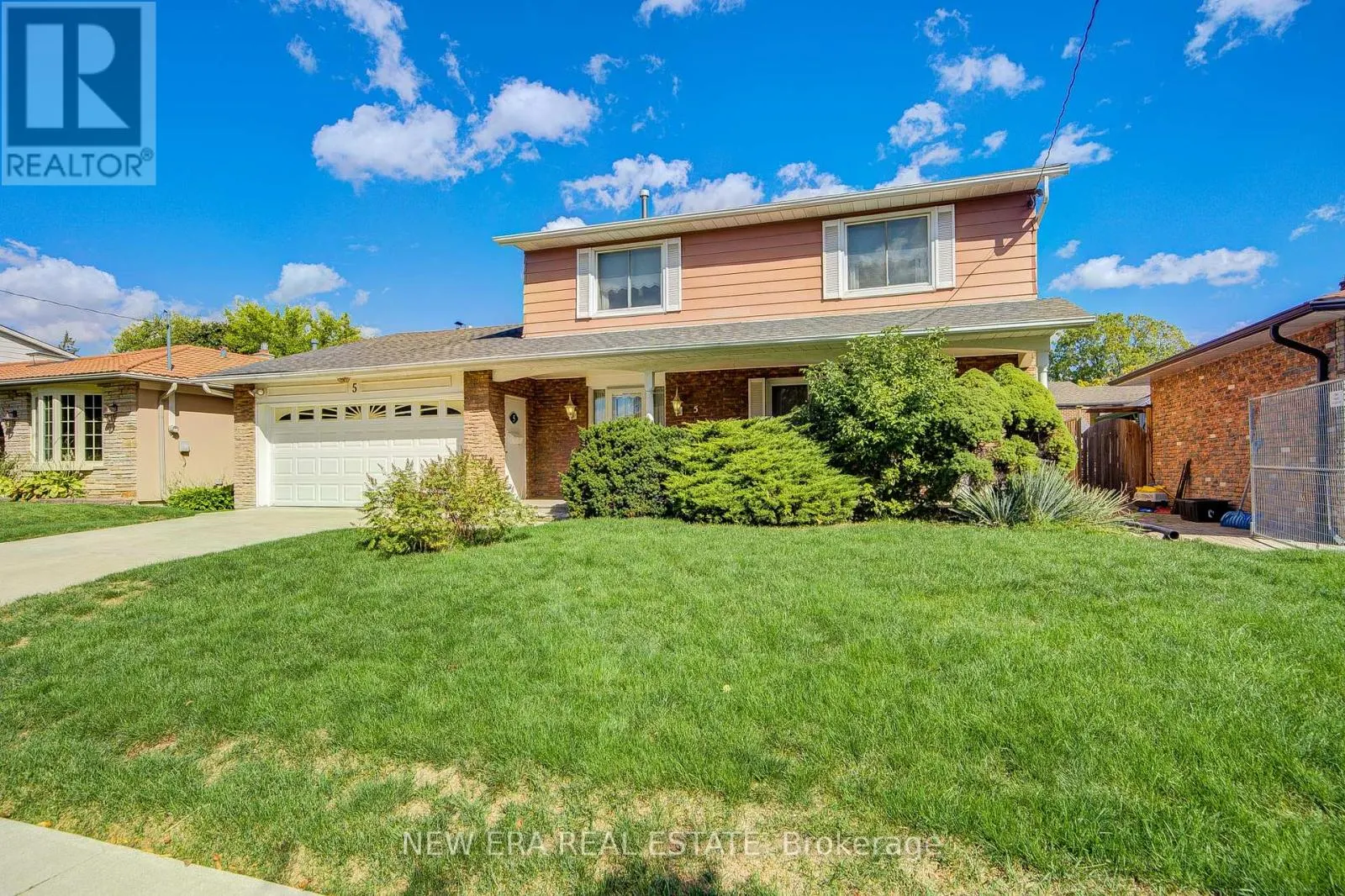 5 BURNHAMILL PLACE