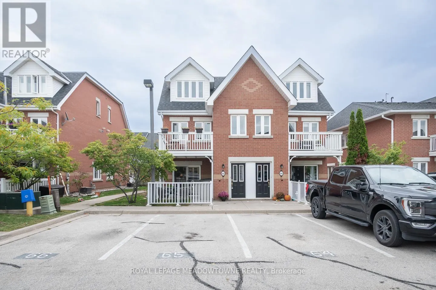 302 - 1701 LAMPMAN AVENUE