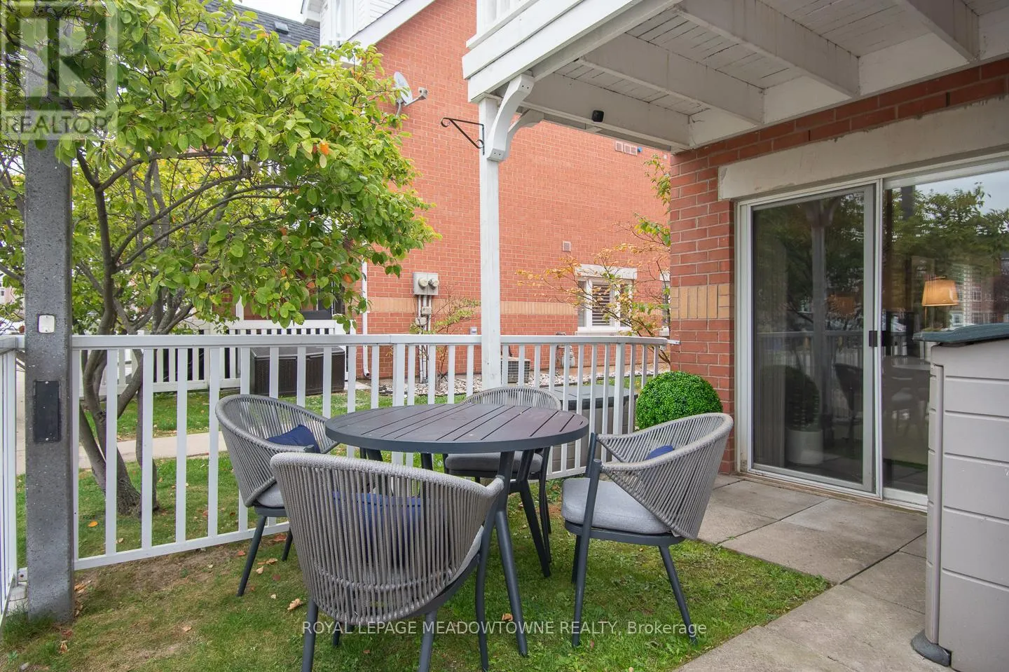 302 - 1701 LAMPMAN AVENUE